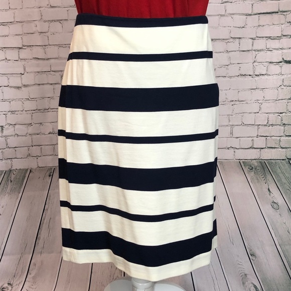 Banana Republic Dresses & Skirts - Banana Republic Skirt